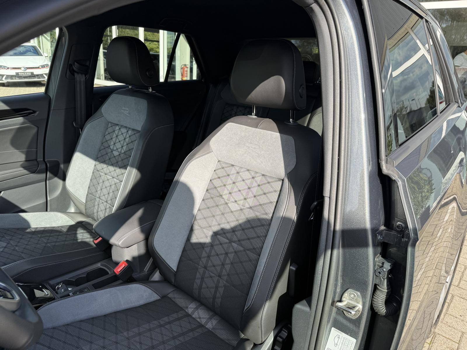 Volkswagen T-Roc R-Line,18-Zoll,IQ-Drive,R.Kam,Kessy,Side., миниатюра 17