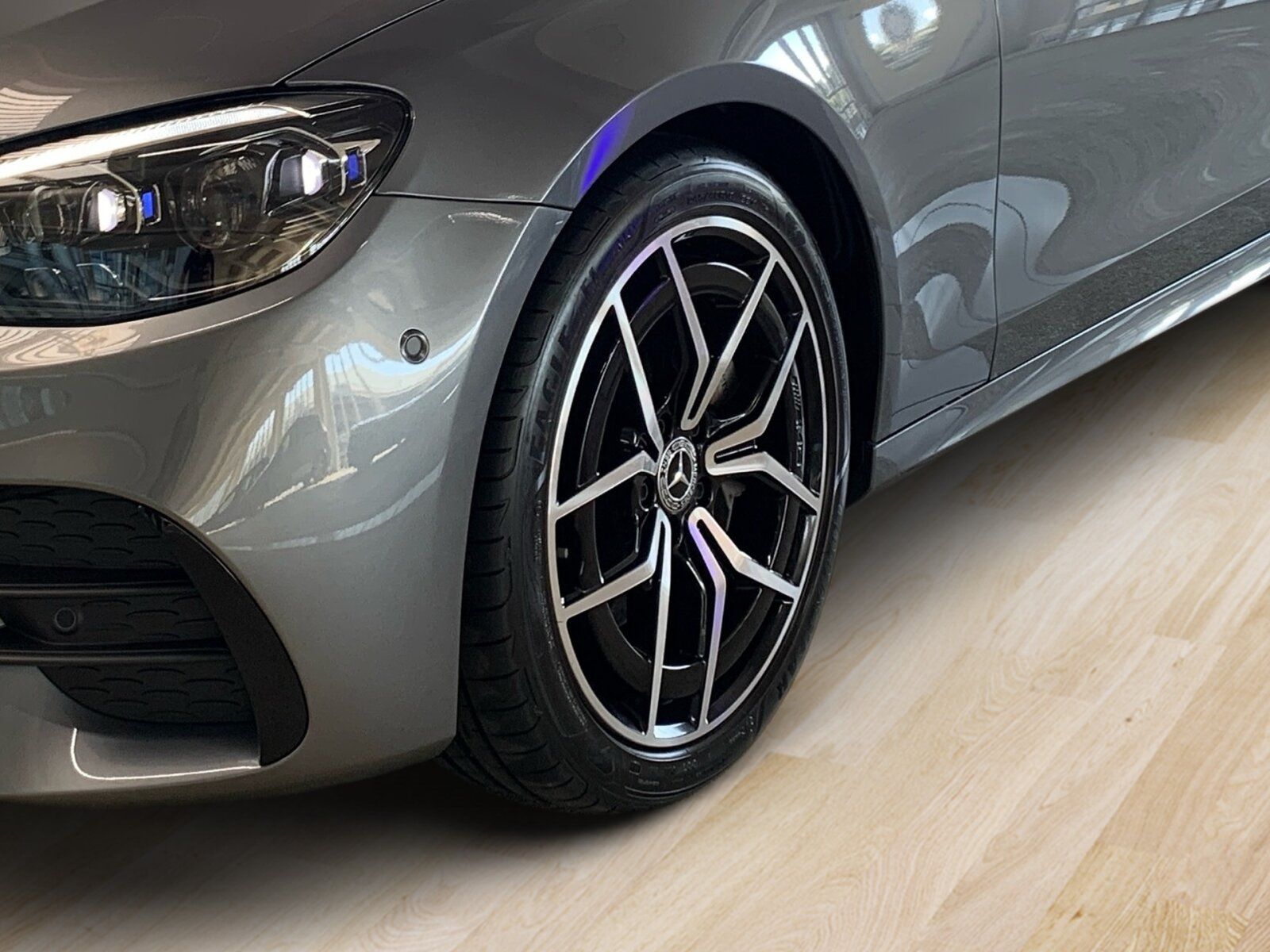 Mercedes-Benz E 220 d Limousine AMG NIGHT AHK PANO 360°KAM foto 6