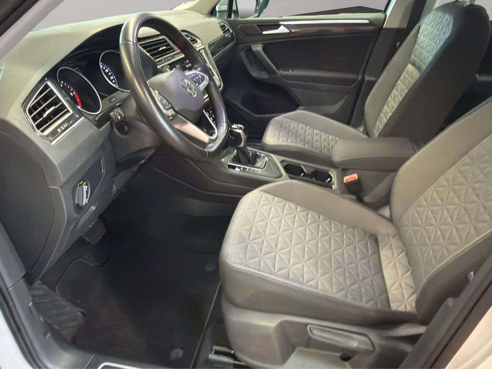 Volkswagen Tiguan - Bild 9