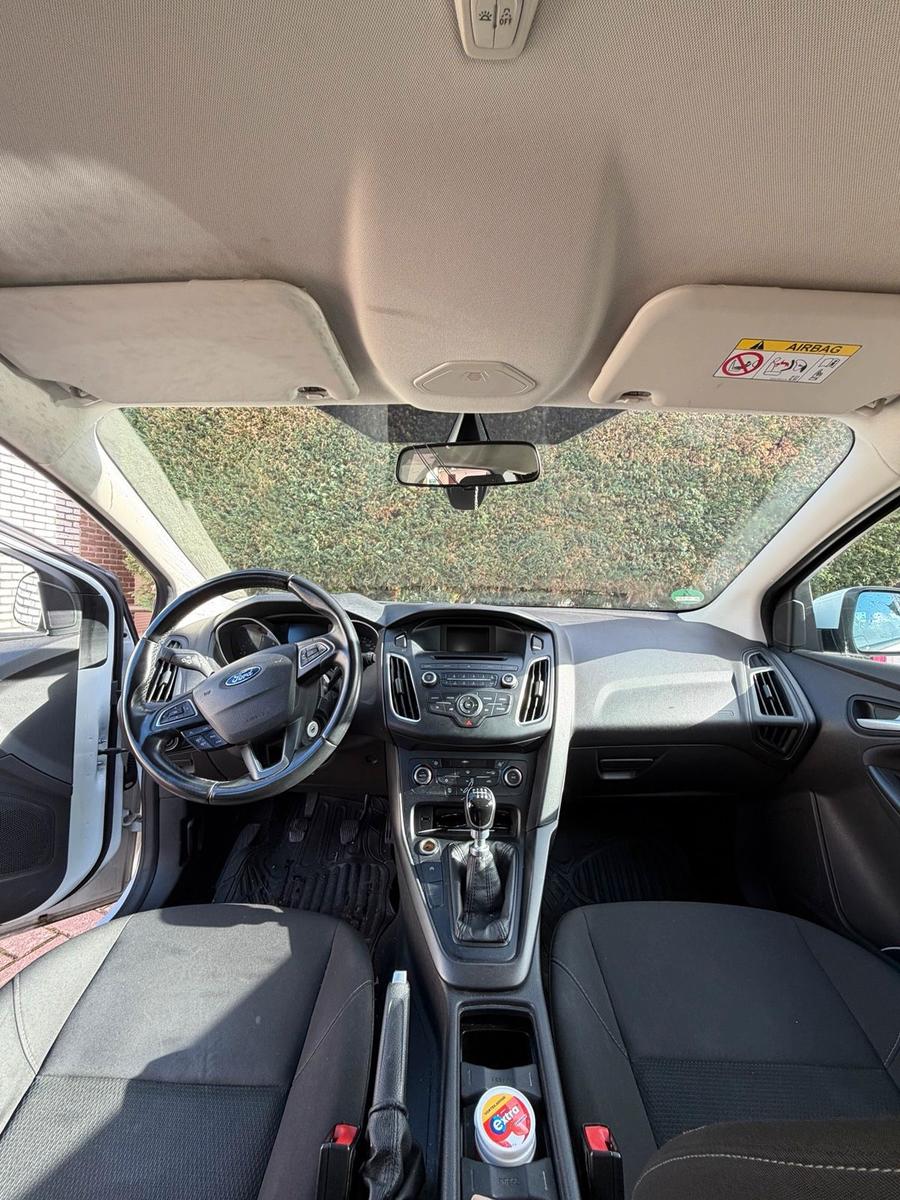 Ford Focus 2015 — photo 5