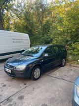 Ford Focus 2006 - Ford Focus aus 2006: Kombi