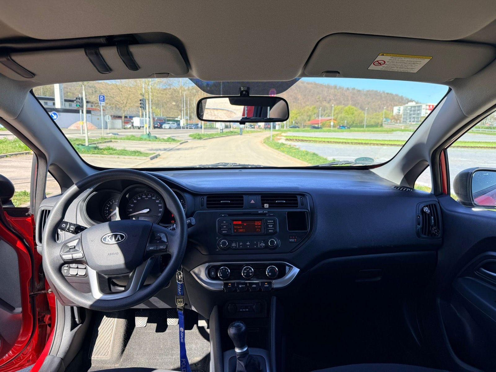 Kia Rio 2012 — photo 9