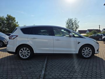 Ford S-Max - 9
