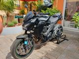 Kawasaki ZR800 A mit viel Zubehör
