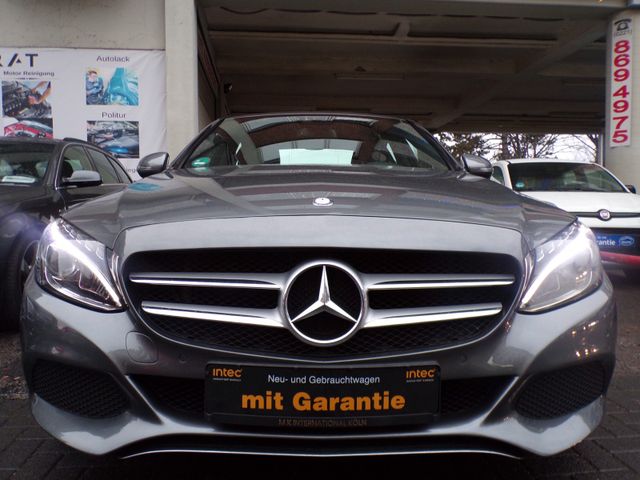 Mercedes-Benz C 180 Lim.CGI Avantgarde LED Navi PDC+Leder SHZ