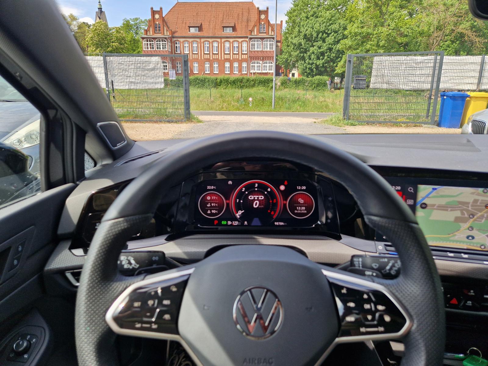 Volkswagen Golf VIII GTD LEDER NAVI HUD 8FACH, миниатюра 9