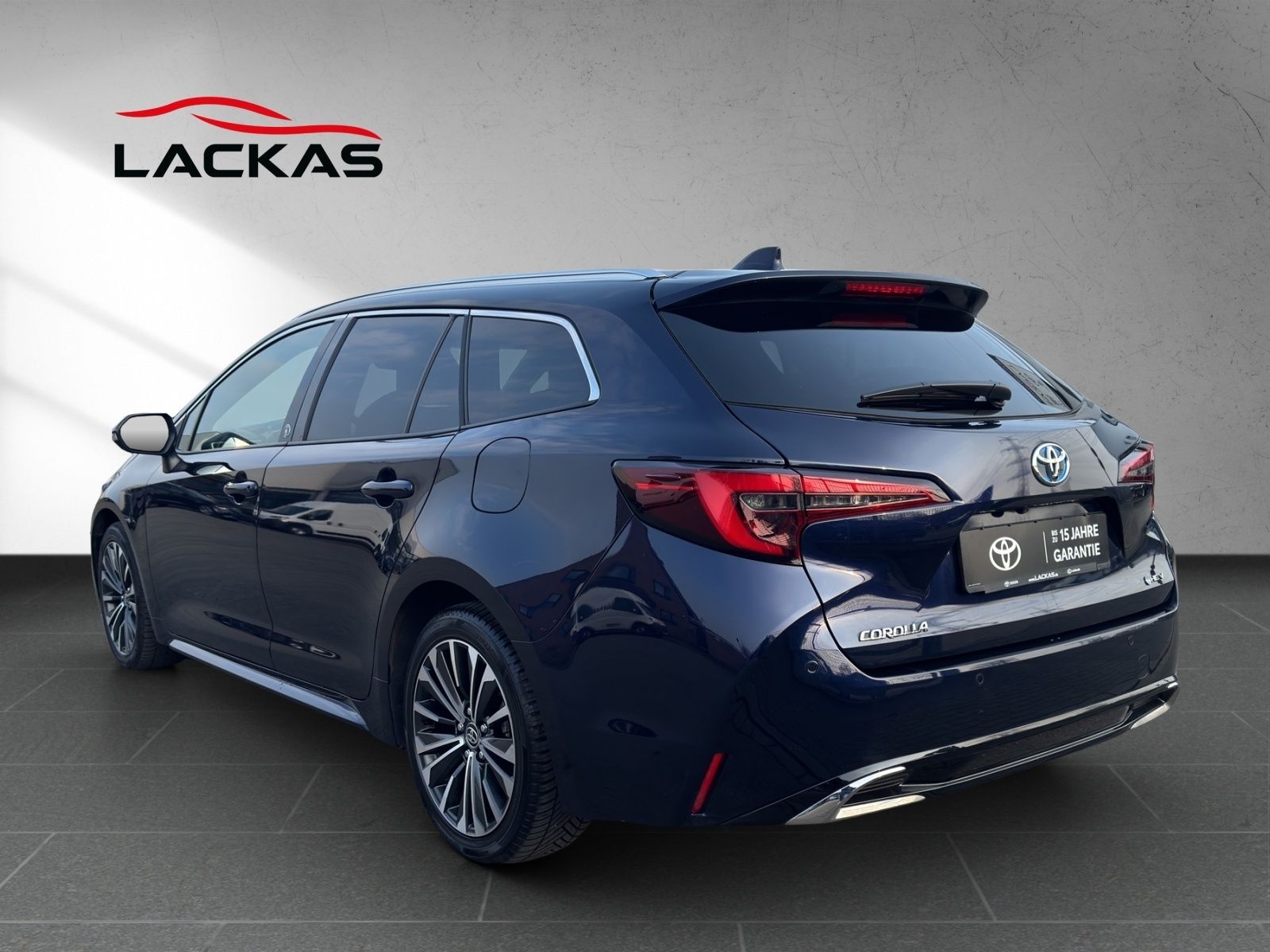 Toyota Corolla Touring Sports Hybrid Team D imagem 3