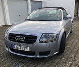 Audi TT - graue Audi TTS