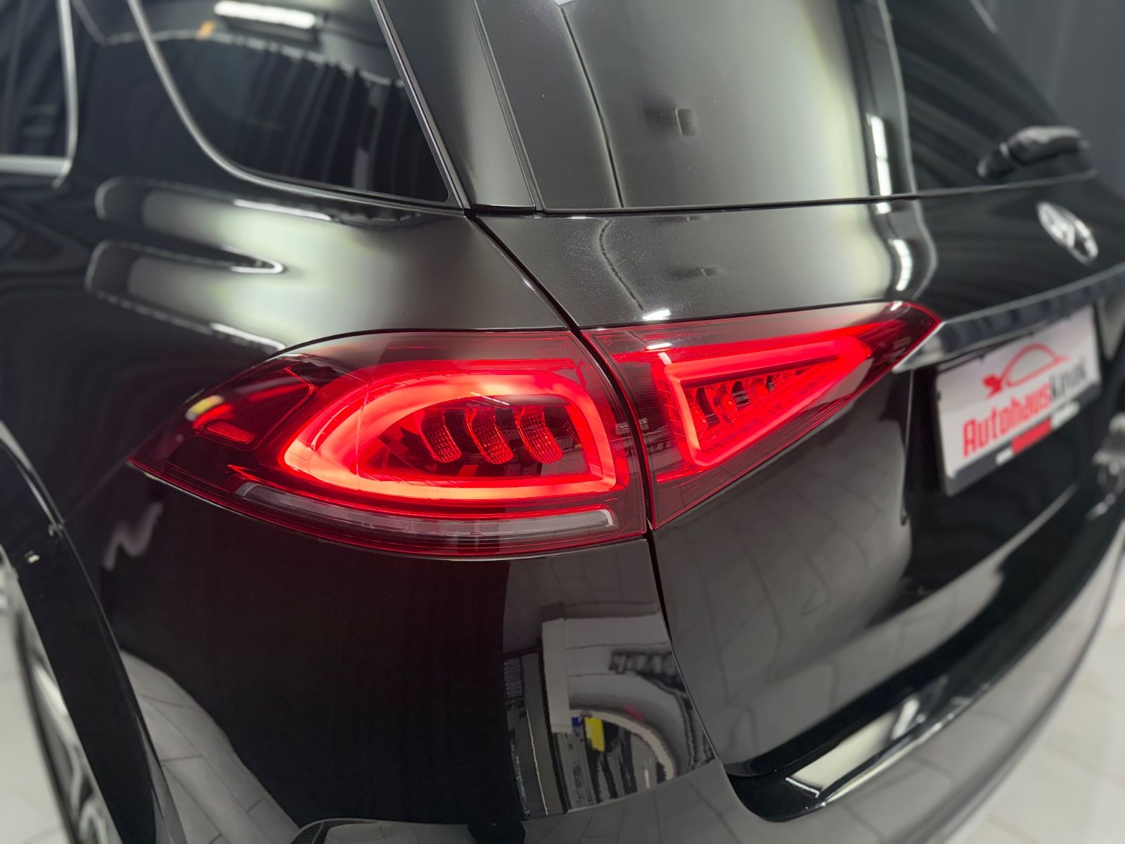 Fahrzeugabbildung Mercedes-Benz GLE 350 d 4Matic |AMG-LINE|AHK|PANO