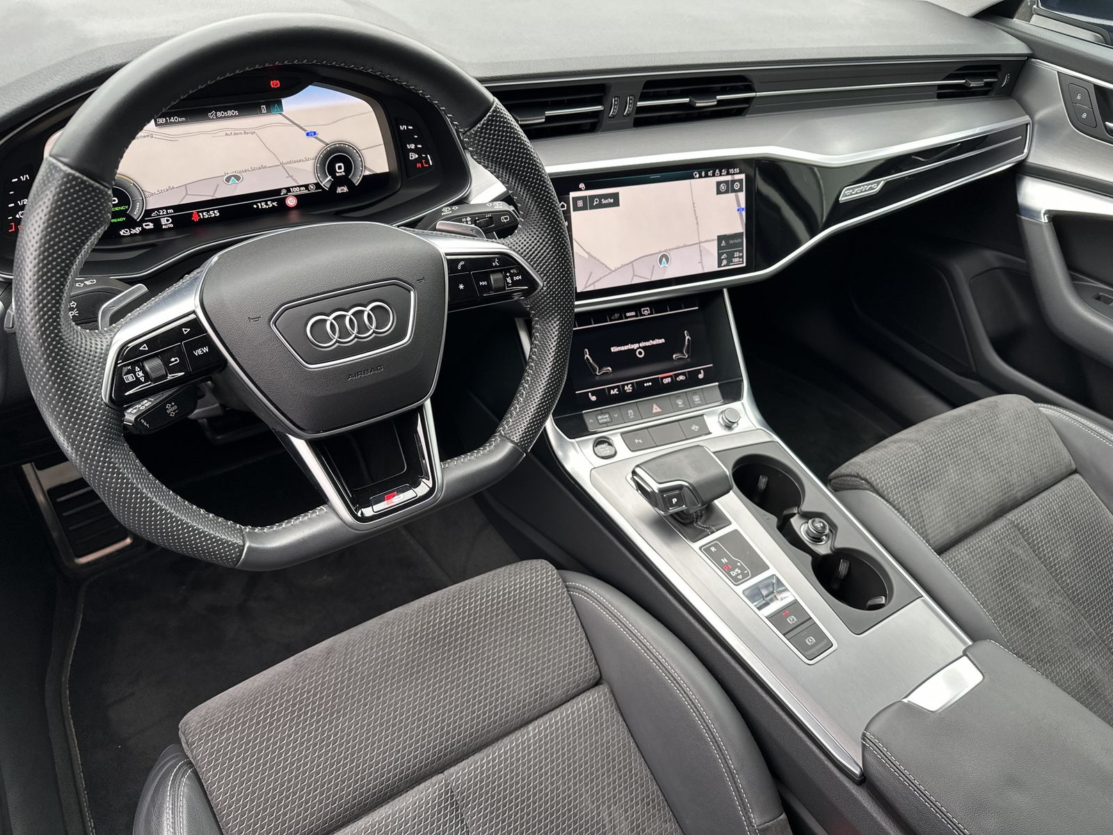 Fahrzeugabbildung Audi A6 Avant 55 TFSIe Quattro S-Line NAV+LED+CARPLAY