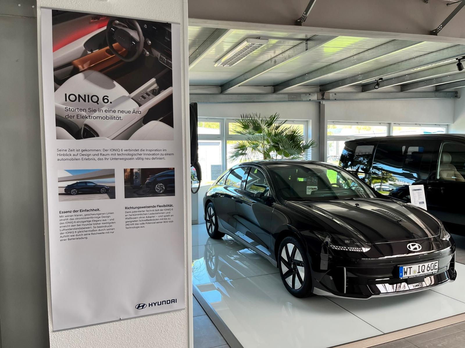 showroom-image-main