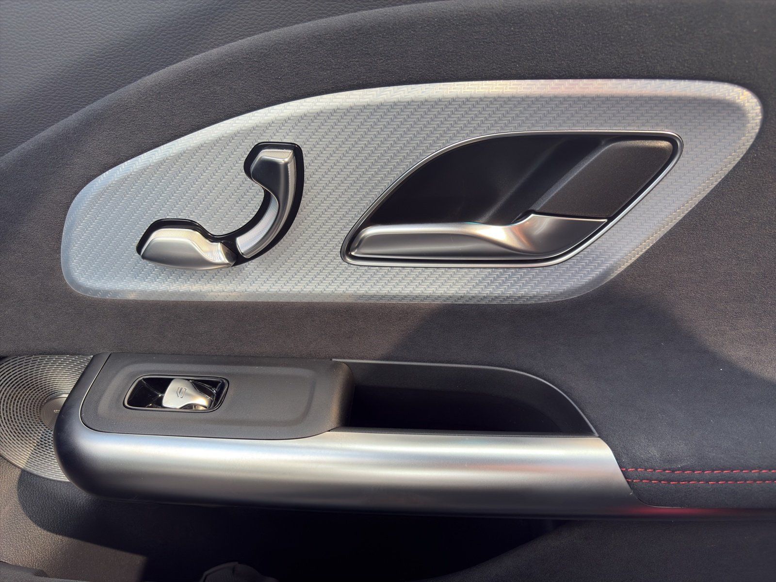 Fahrzeugabbildung Mercedes-Benz CLA 220 4M AMG SUPERSCREEN Burm3D PANO AHK HUD