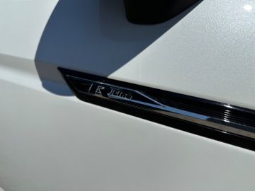 Fahrzeugabbildung Volkswagen Touran 2.0 TDI R Line Pano Leder ACC Standh. 18"