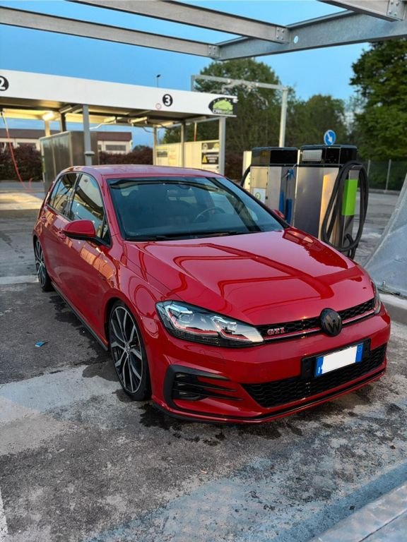Image of Volkswagen Golf