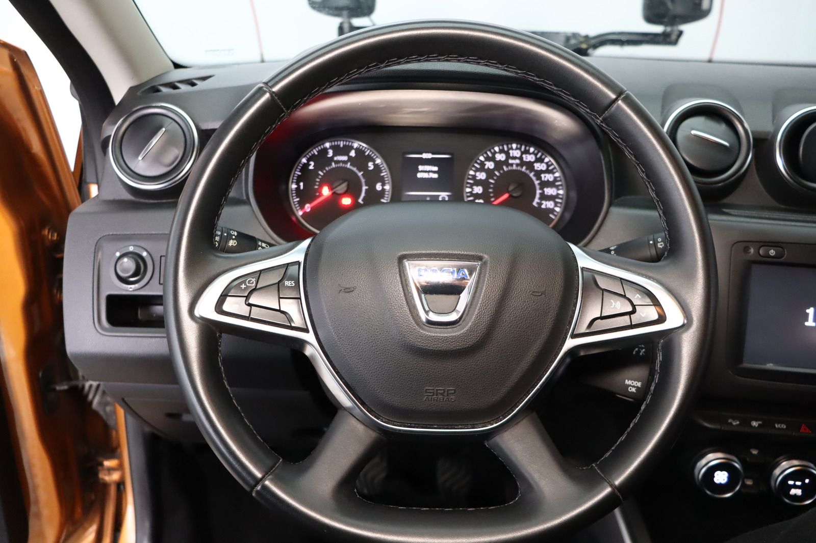 Fahrzeugabbildung Dacia Duster Prestige WINTERDIENST 4x4 * RFK * AHK