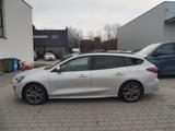 Ford Focus Turnier ST-Line - Ford Focus Turnier mit Benzin-Antrieb
