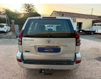 Toyota Land Cruiser - 9