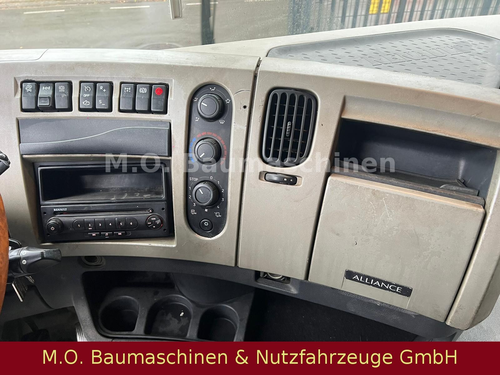 Fahrzeugabbildung Renault Premium 450 DXI / 4x2 / AC / Euro 5 /