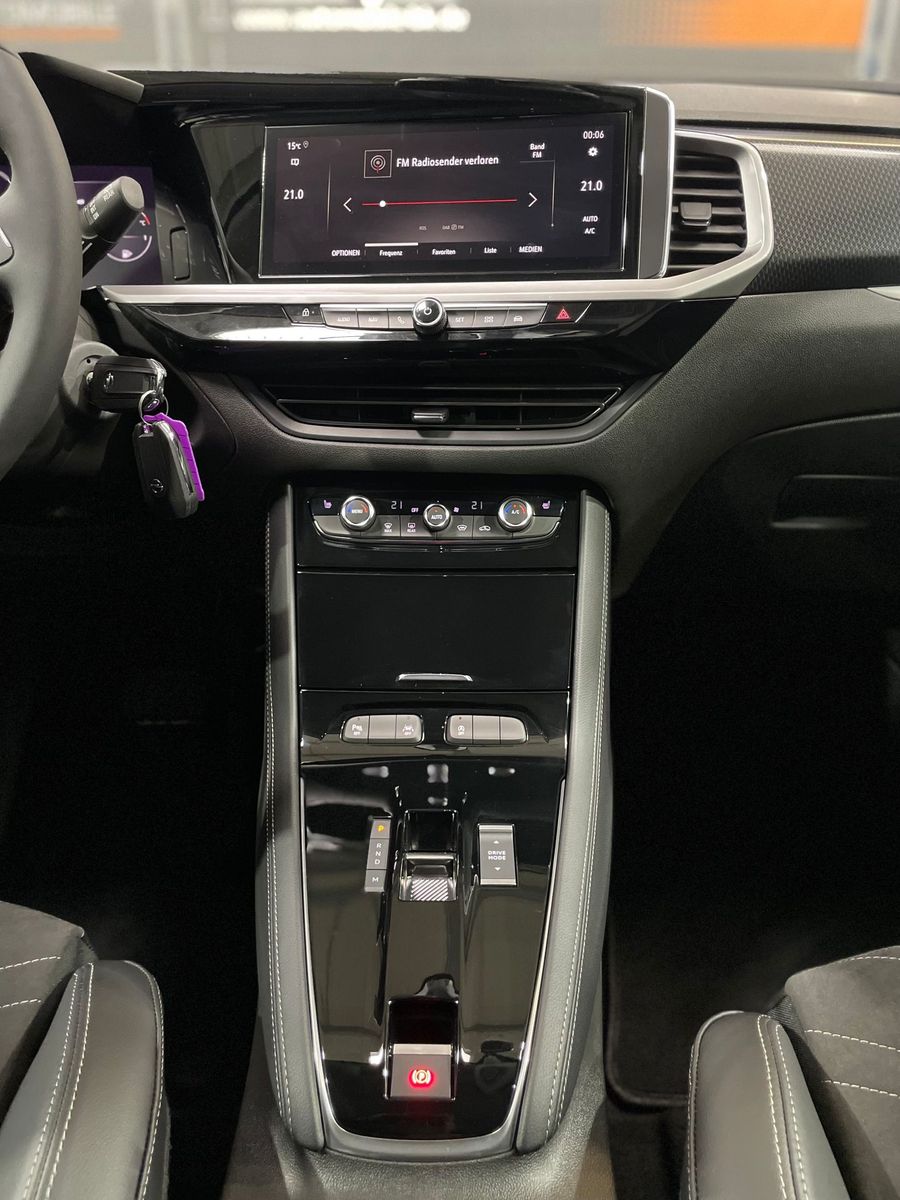 Fahrzeugabbildung Opel Grandland X GS Line#LED#Virtual#Kamera#Carplay