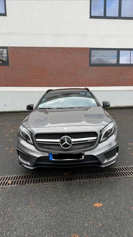 Mercedes-Benz GLA 45 AMG