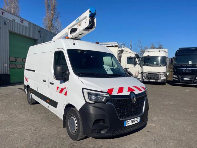 Renault Master 33567 km only!! 10,5m, Socage