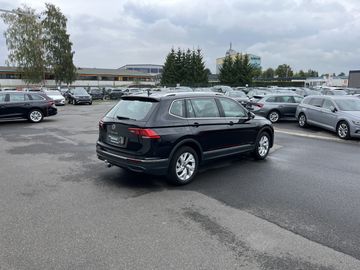 Volkswagen Tiguan Allspace - 8