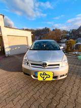 Toyota Verso Automatik mit 7 Sitzen 1,8-Li... - gebrauchte Toyota Verso aus dem Jahr 2005