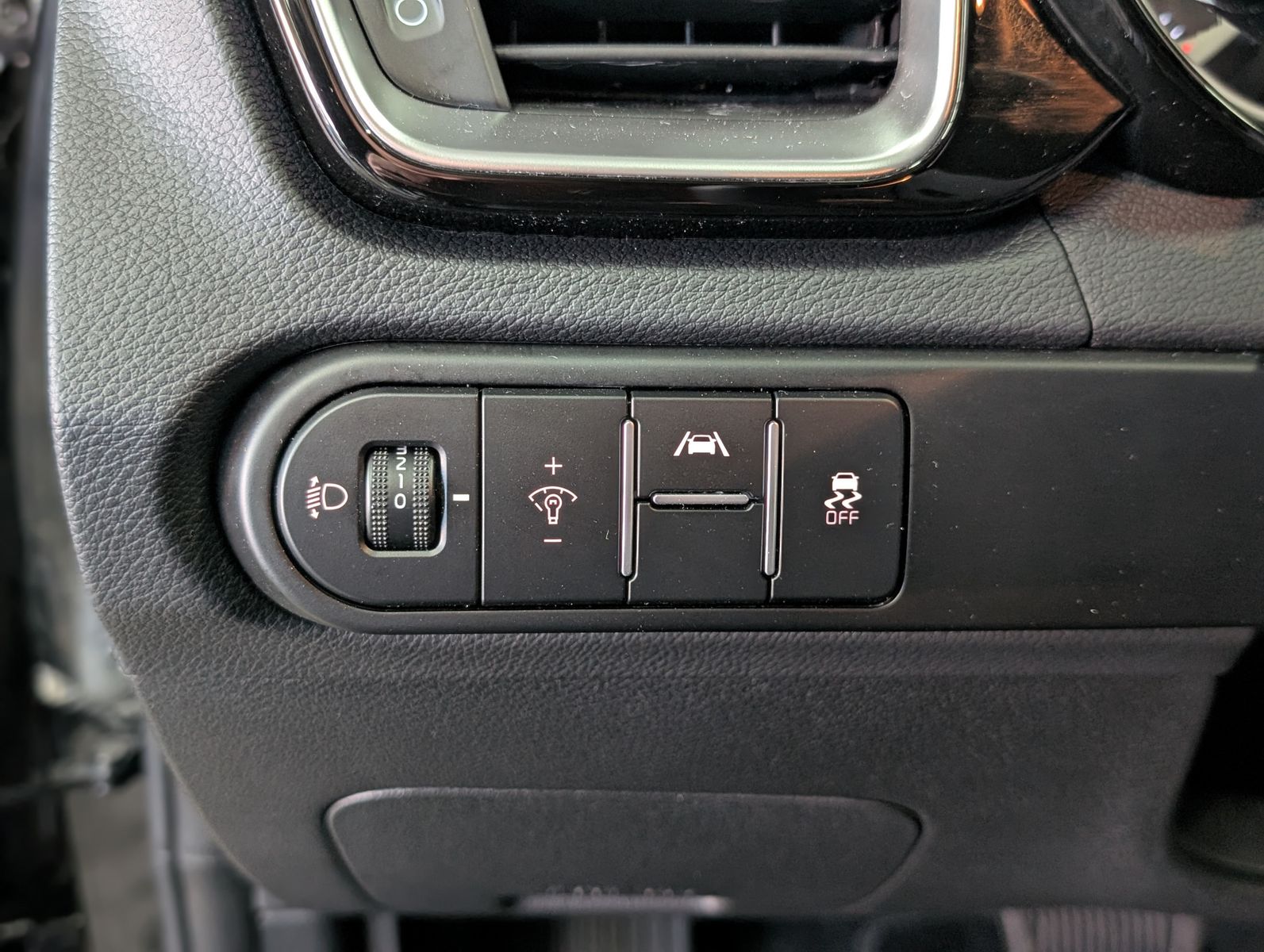 Fahrzeugabbildung Kia cee'd Sportswagon 1.5 Spirit SCC JBL KAM 7J Gar.