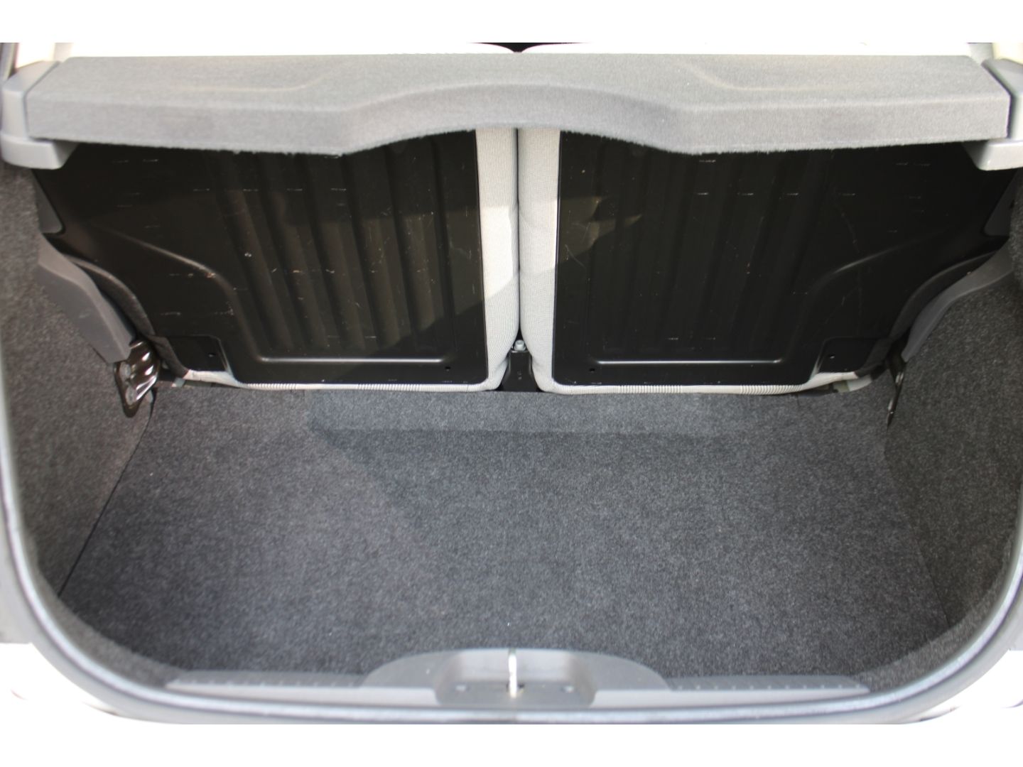 Fahrzeugabbildung Fiat 500 Lounge Klima Radio CD GJR PDC Pano Bluetooth