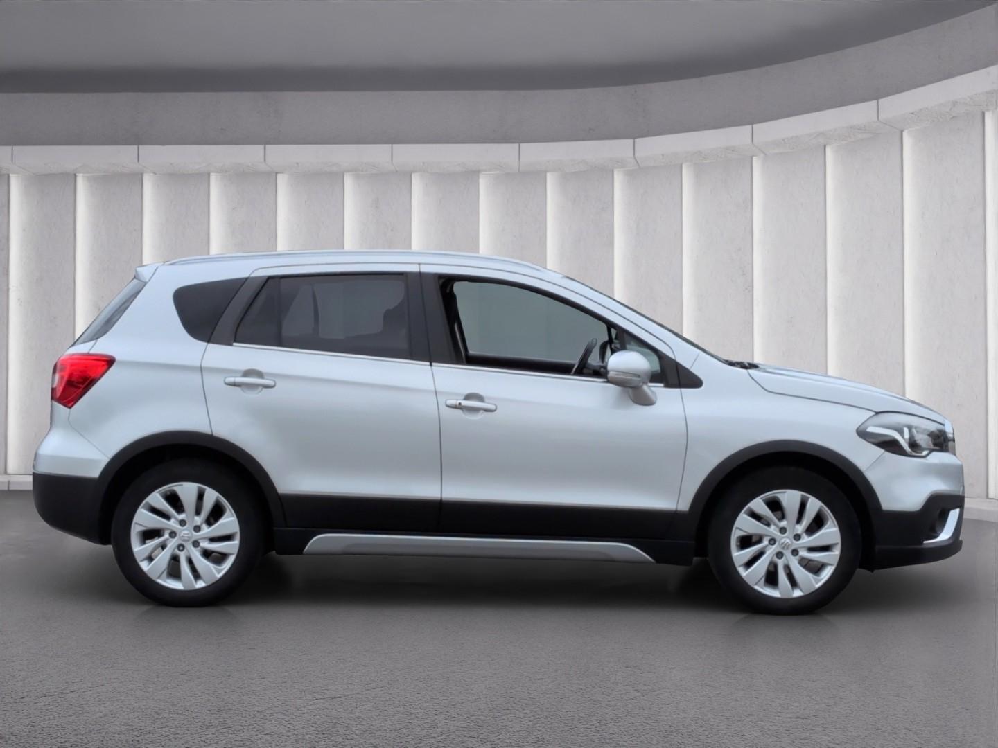 Suzuki SX4 S-Cross AllGrip 1.4Boost*Autom AHK LED R-Kam