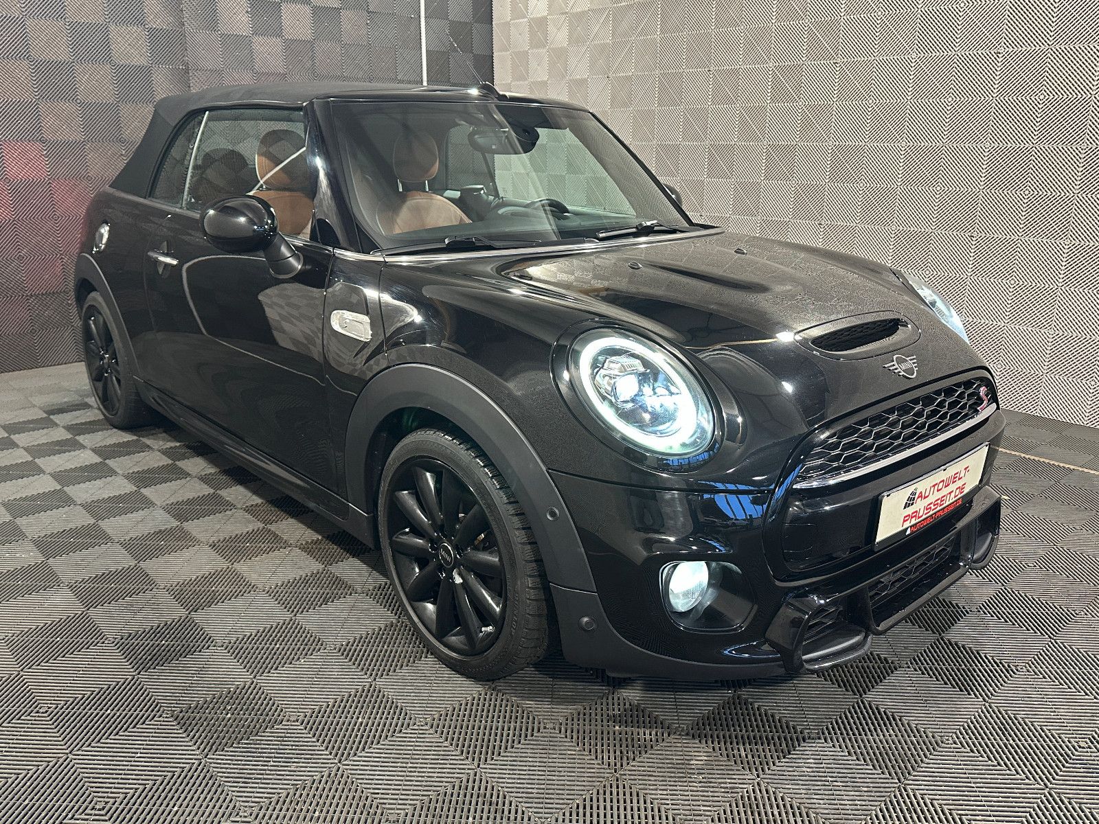 Gebrauchtwagen MINI Cooper Cooper S Cabrio*JCW*LED-PDC-SHZ-TEMPO-SP.FW-CARB in Horb am Neckar