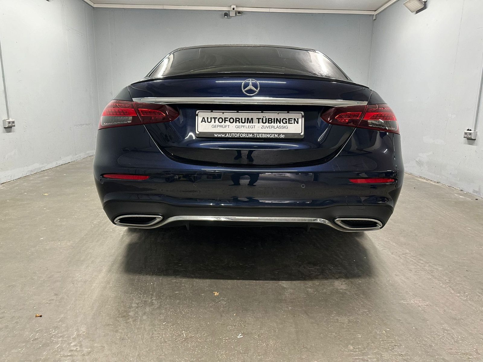 Fahrzeugabbildung Mercedes-Benz E 220 d 4MATIC   *AMG-LINE* BURMESTER*PANO*AHK*