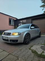 Audi S4 4.2 quattro Avant -
