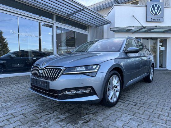 Skoda Superb Combi 1.5TSI STYLE LED*ACC*PDC*17-ZOLL