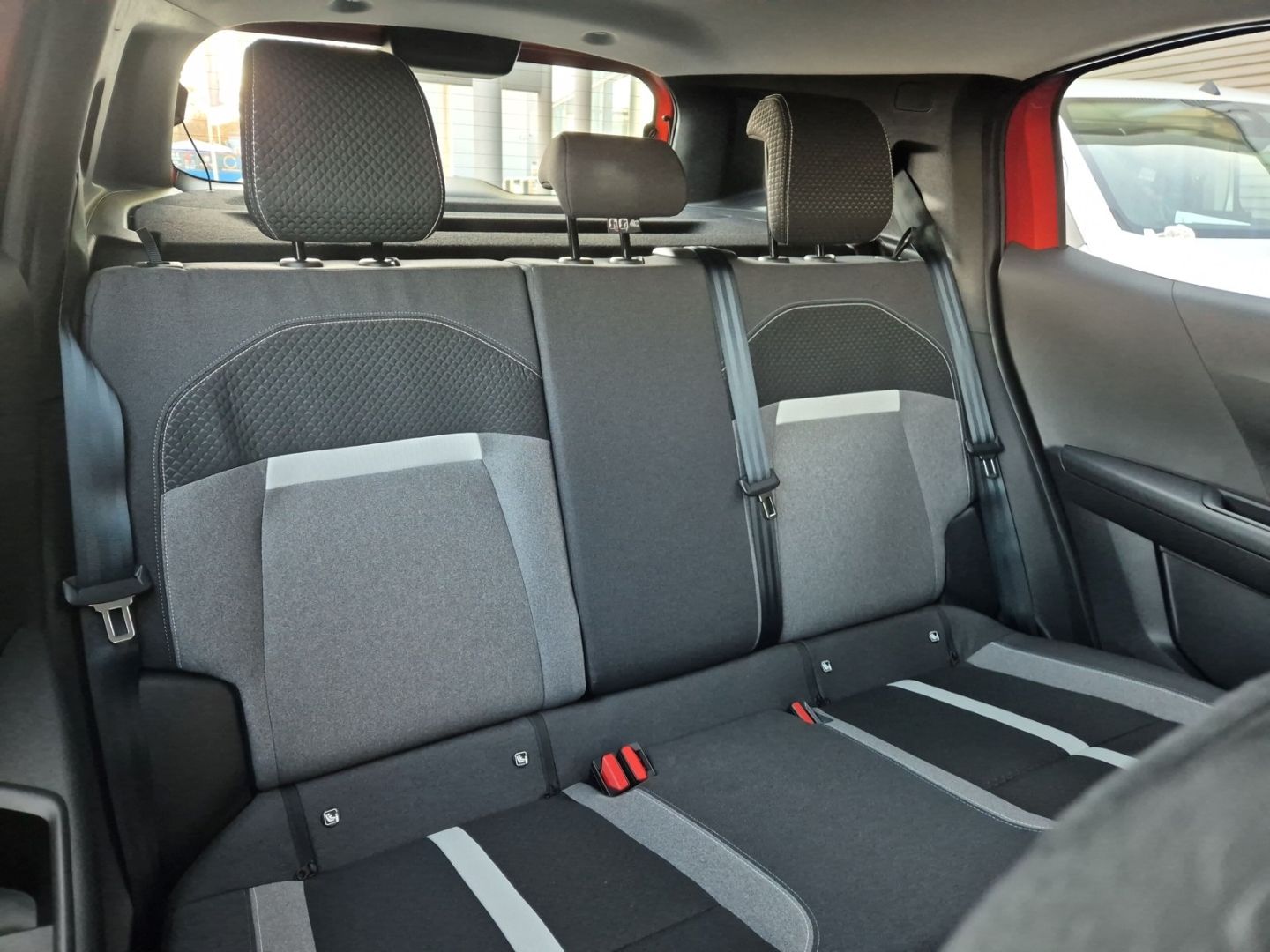 Fahrzeugabbildung Opel Frontera 81kW Mild-Hybrid EU6e Edition 1.2 74 kW