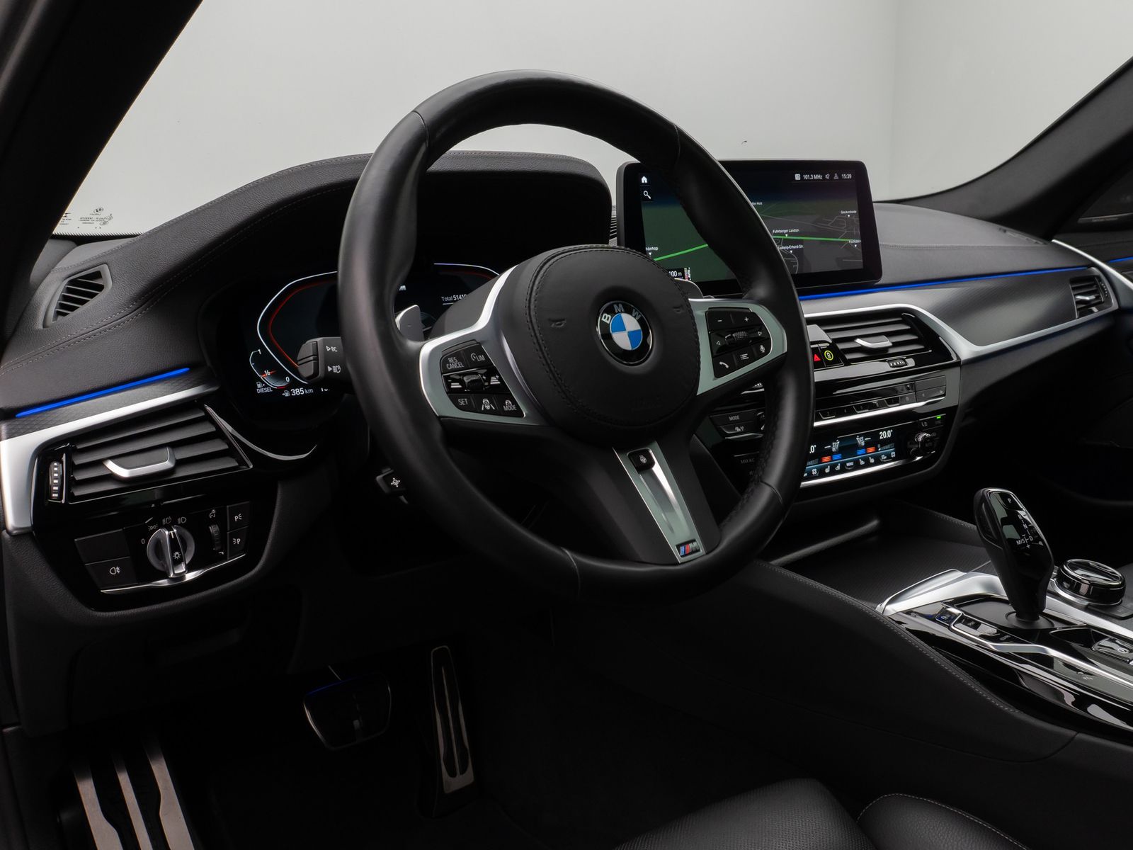 Fahrzeugabbildung BMW 540d xD M Sport Pro Laser Panorama HUD DAB H/K