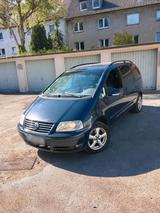 Volkswagen VW Sharan 1.9 tdi.  AKH 4000KG - gebrauchte VW Sharan aus dem Jahr 2007