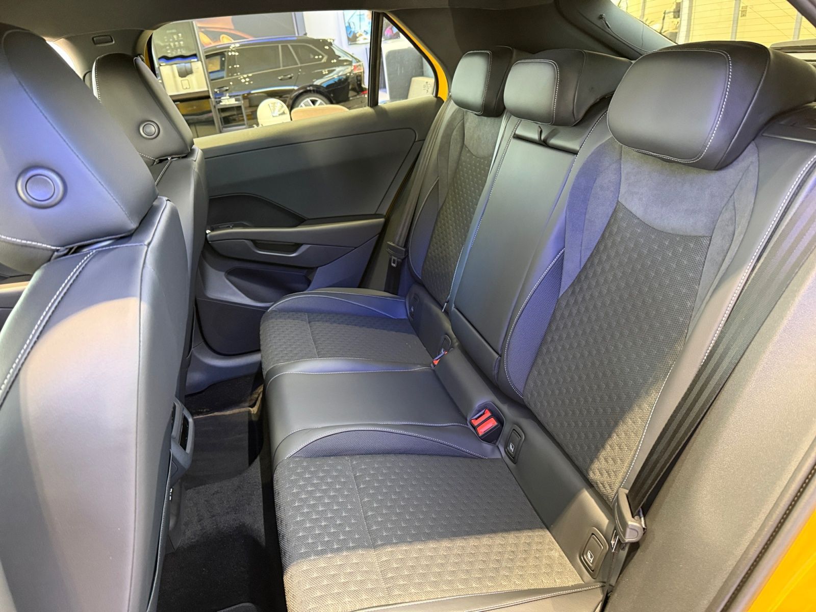 Volkswagen T-Roc - Bild 10