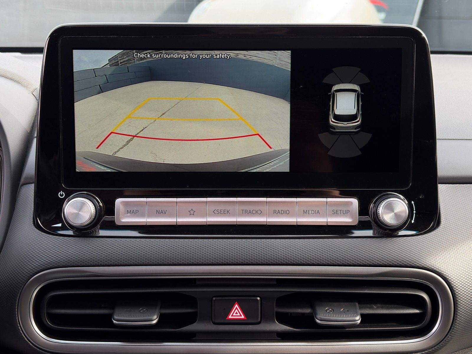 Fahrzeugabbildung Hyundai Kona E Trend 2WD Kamera Schiebedach ACC HuD LHZ