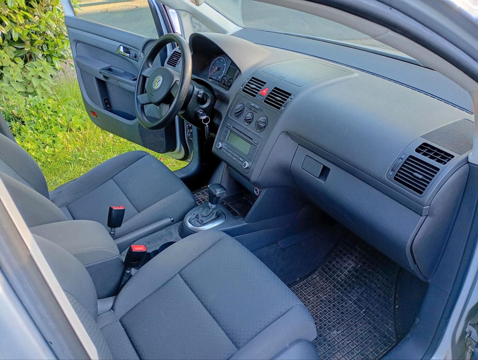 Volkswagen Touran 2006 — photo 10
