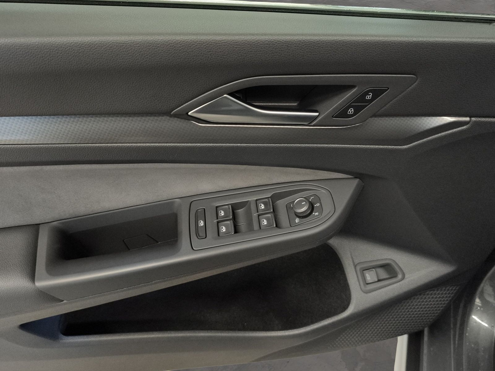 Volkswagen Golf 8 Var. 2.0 TDI DSG 4Mo. Alltrack IQ.LIGHT N foto 12