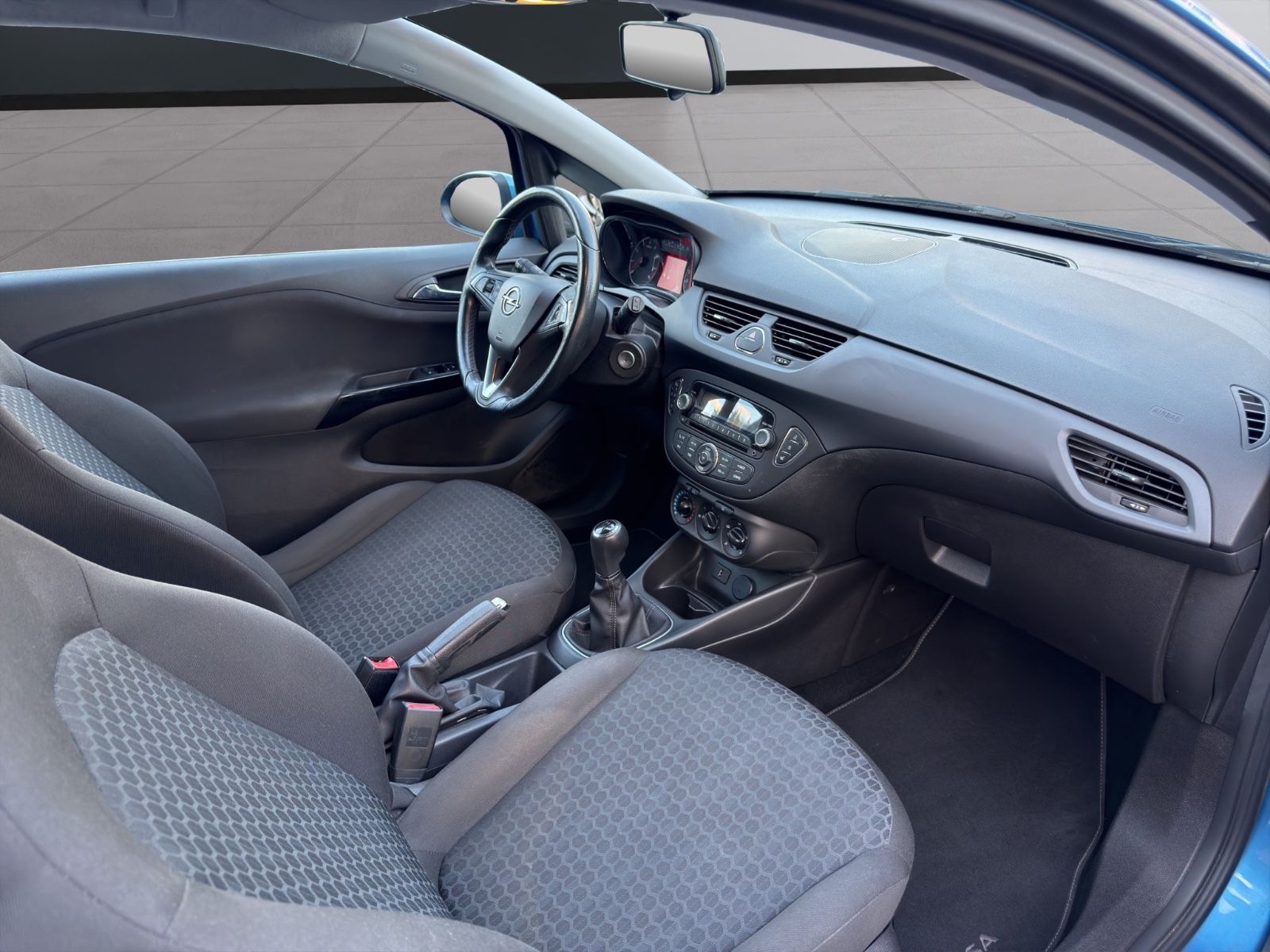Fahrzeugabbildung Opel Corsa E Edition | 2.Hand | Sitzheiz* | 1.4L |