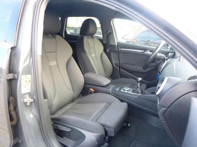 Fahrzeugabbildung Audi A3 Sportback 2,0 TDI sport >NAV/PDC/SHZ/XEN<