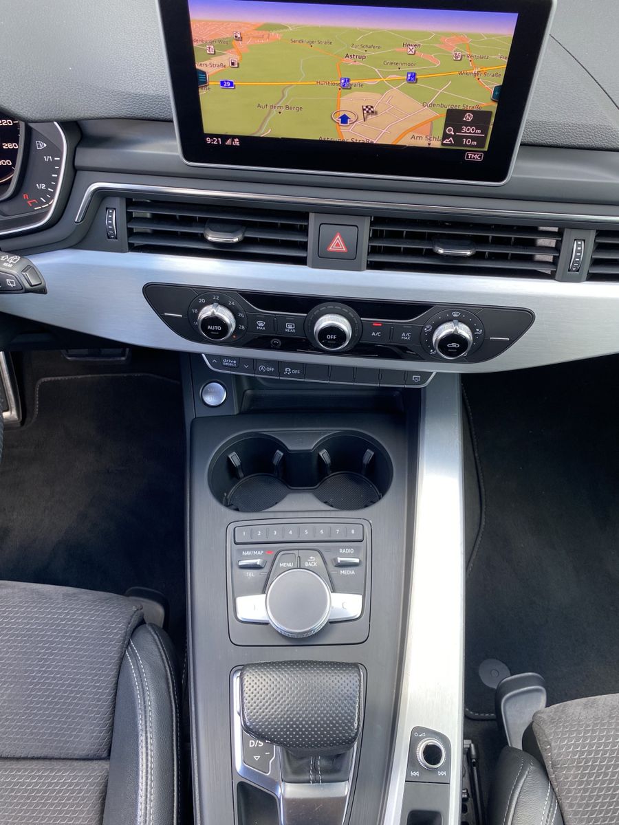 Fahrzeugabbildung Audi A4 Avant 2.0 TDI S-Line NAV+XEN+DIGDISPLAY+18ZO