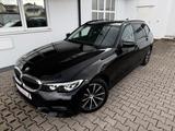 BMW 320d Touring Sport Line ACC Kamera Totwinkel - BMW 320 mit Diesel-Antrieb: Scheckheftgepflegt, Kombi
