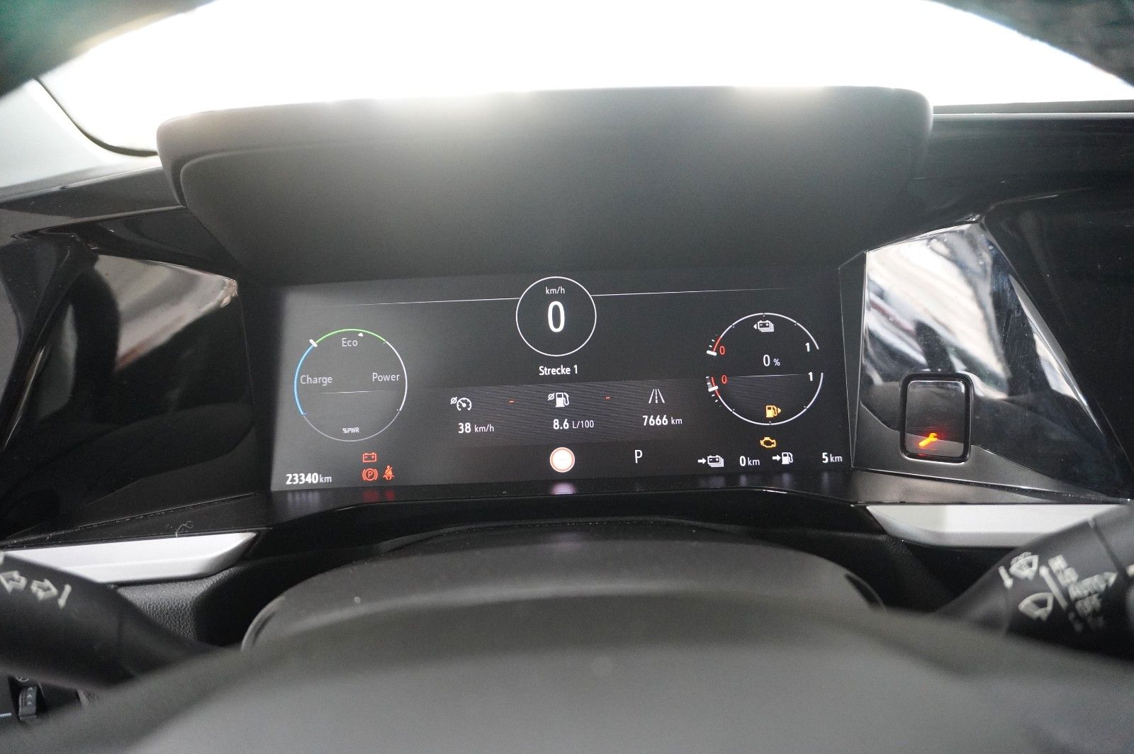 Fahrzeugabbildung Opel Grandland (X) ULTIMATE 4HYBRID NAVI/LED/SPORT/SH