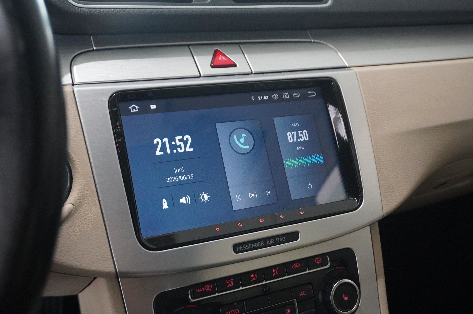 Fahrzeugabbildung Volkswagen Passat CC 2.0 TDI COUPE NAVI/BI-XENON/SHZ/PANO.