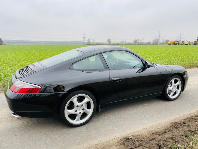 Porsche 996 Carrera 4 Coupé 6-Gang orig. 88 tkm Dt. Fzg