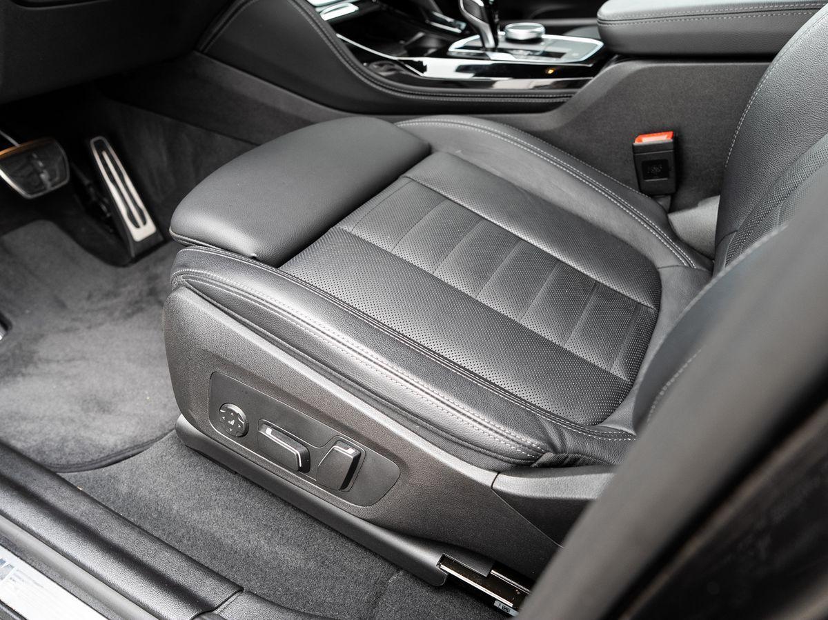 BMW X4 M40d AHK PANO ACC HuD H&K Sitzlüft KoZg 360°