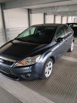 Ford Focus 1,8 Titanium Titanium - Ford Focus aus 2010: Titanium